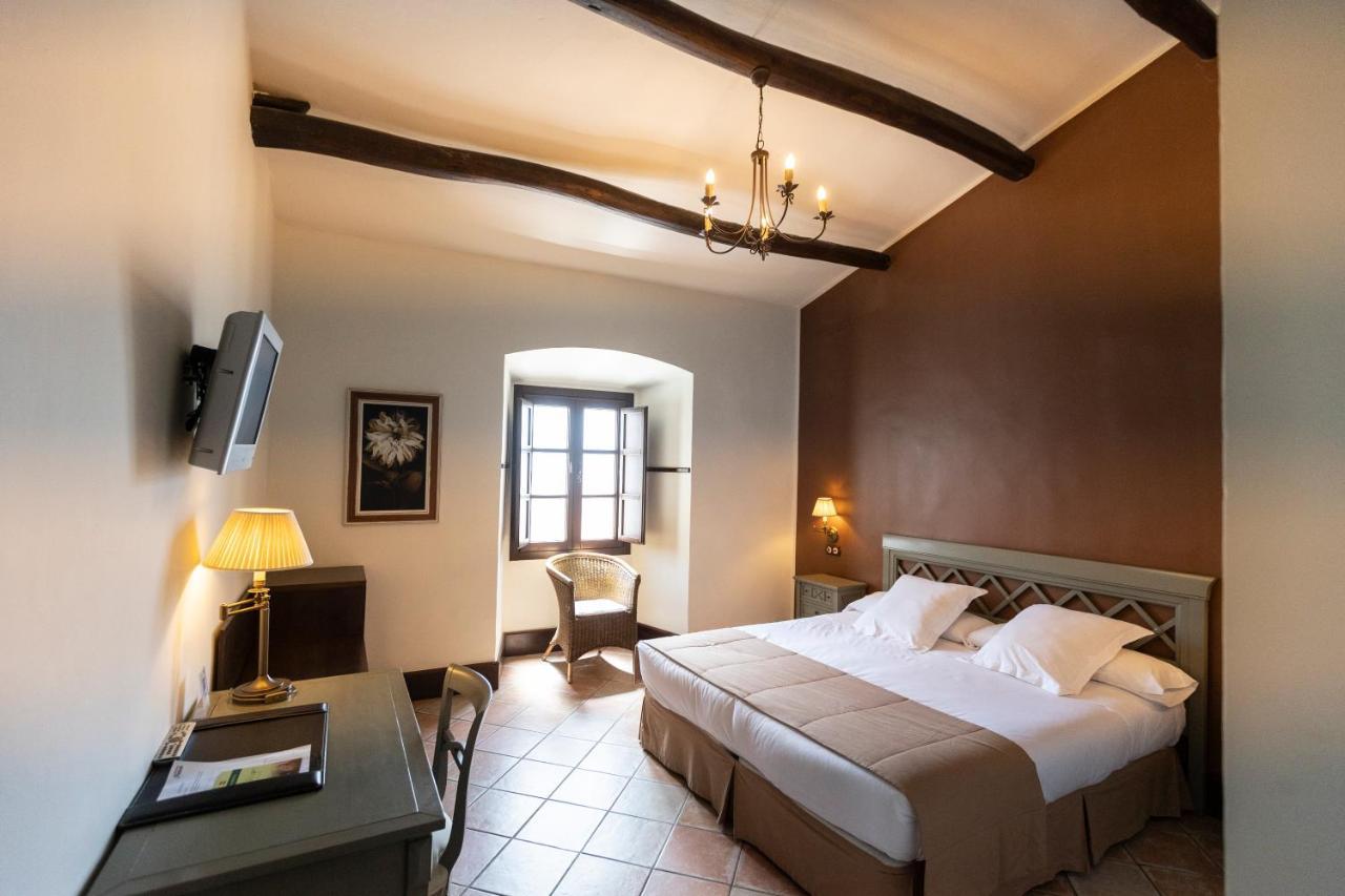 Hotel Rural Olivenza Palacio Eksteriør bilde
